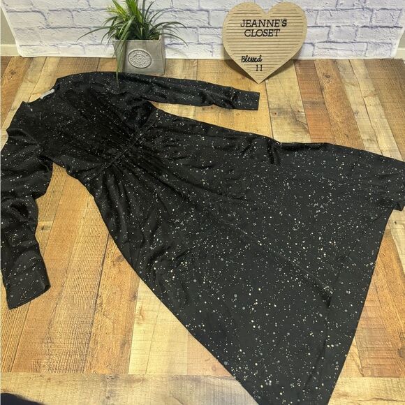 VINCE
Constellation Print Poet Dress - Picture 10 of 13